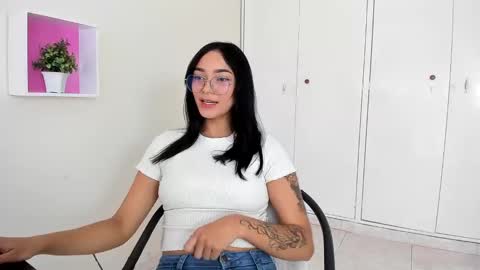 Camila online show from January 2025 01:02:02 PM