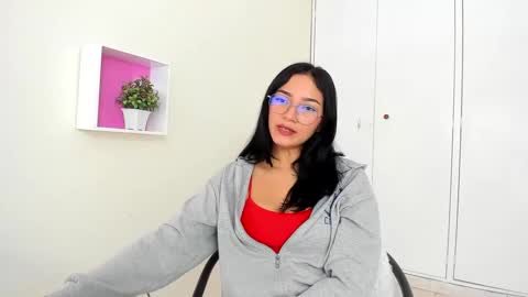 Camila online show from February 2025 12:48:02 PM