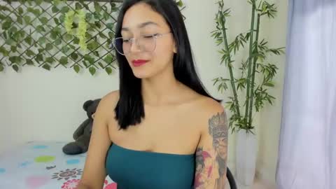 Camila online show from September 2025 02:29:02 PM