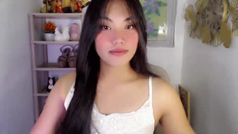 asian_alliyah online show from August 2026 08:00:01 PM