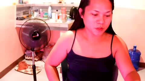 Snapshot of asian_kweenv chatting on July 2026 12:14:01 PM Alex online show from July 2026 12:14:01 PM