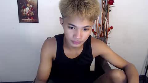 asian_lover05 online show from September 2025 11:02:02 AM