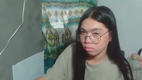 Snapshot of asian_rhean chatting on January 2025 08:13:02 AM Rhean online show from January 2025 08:13:02 AM