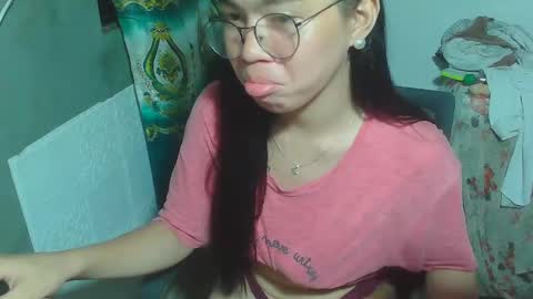 Snapshot of asian_rhean chatting on January 2025 10:01:01 AM Rhean online show from January 2025 10:01:01 AM