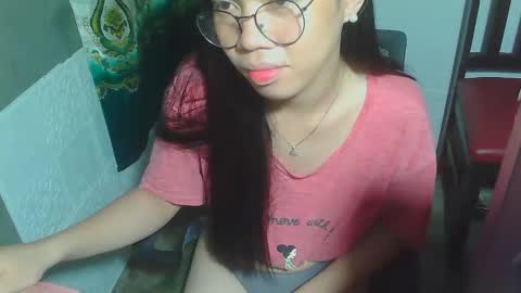 Snapshot of asian_rhean chatting on February 2025 03:07:01 PM Rhean online show from February 2025 03:07:01 PM