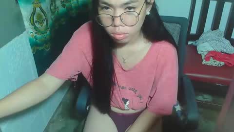 Snapshot of asian_rhean chatting on February 2025 10:55:01 PM Rhean online show from February 2025 10:55:01 PM