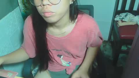 Snapshot of asian_rhean chatting on February 2025 06:12:01 PM Rhean online show from February 2025 06:12:01 PM