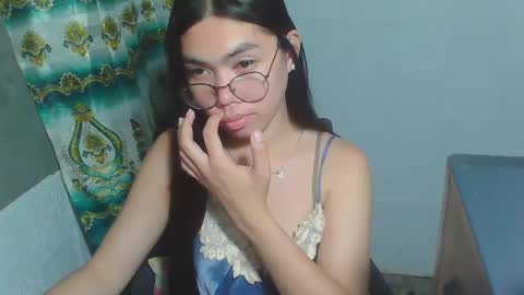Snapshot of asian_rhean chatting on February 2025 10:12:01 AM Rhean online show from February 2025 10:12:01 AM