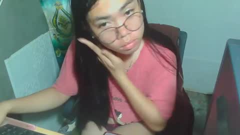 Snapshot of asian_rhean chatting on February 2025 05:33:02 AM Rhean online show from February 2025 05:33:02 AM