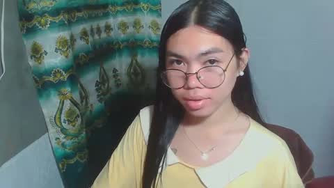 Snapshot of asian_rhean chatting on February 2025 09:56:02 AM Rhean online show from February 2025 09:56:02 AM