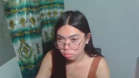 Snapshot of asian_rhean chatting on February 2025 02:25:01 PM Rhean online show from February 2025 02:25:01 PM
