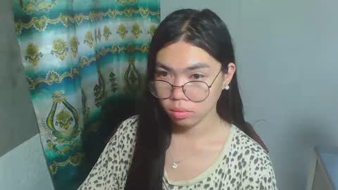 Snapshot of asian_rhean chatting on February 2025 12:27:02 AM Rhean online show from February 2025 12:27:02 AM