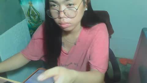 Snapshot of asian_rhean chatting on February 2025 05:45:02 AM Rhean online show from February 2025 05:45:02 AM
