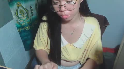 Snapshot of asian_rhean chatting on March 2025 05:38:01 PM Rhean online show from March 2025 05:38:01 PM