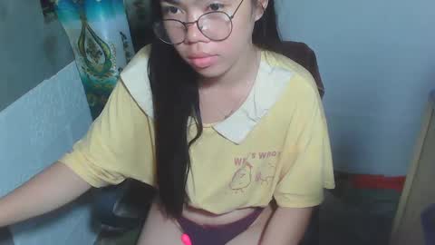 Snapshot of asian_rhean chatting on March 2025 08:38:02 AM Rhean online show from March 2025 08:38:02 AM