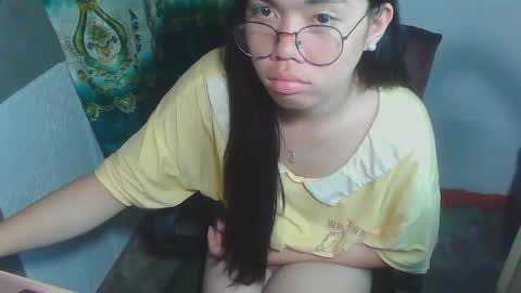 Snapshot of asian_rhean chatting on March 2025 10:48:01 AM Rhean online show from March 2025 10:48:01 AM