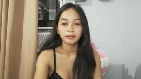 asian_trish online show from September 2025 12:19:01 PM