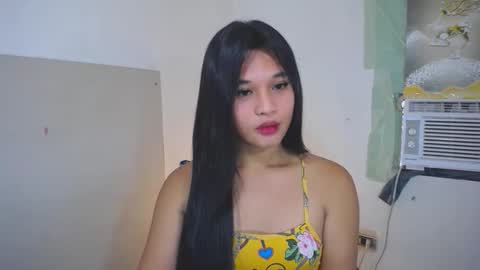 Yan online show from October 2025 04:07:02 AM