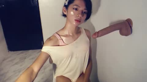 Snapshot of asianalexandra chatting on April 2026 05:41:02 PM ALEXANDRA online show from April 2026 05:41:02 PM