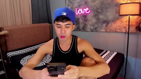 Snapshot of asiancum_peter chatting on September 2025 12:10:01 PM asiancum_peter online show from September 2025 12:10:01 PM