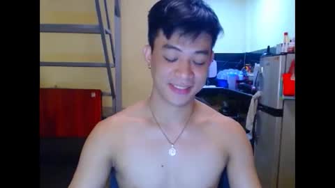 asiandreamboyx online show from October 2025 06:25:02 PM