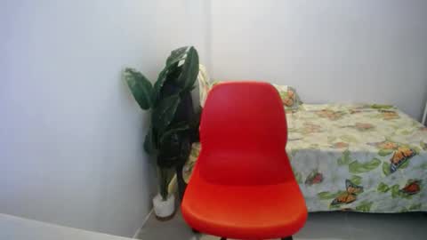 Snapshot of asianhot_babe chatting on December 2025 12:04:02 AM Melody online show from December 2025 12:04:02 AM