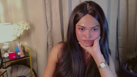 Kianna online show from December 2025 05:19:02 PM