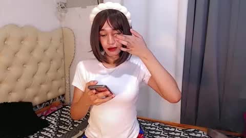 asianpetite_ivy online show from December 2025 05:17:02 AM