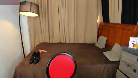 Snapshot of asianprettypetite chatting on December 2024 06:19:02 AM CHESKA online show from December 2024 06:19:02 AM