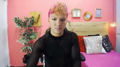 Snapshot of aslyhernandez chatting on February 2026 12:04:01 PM ASLY online show from February 2026 12:04:01 PM