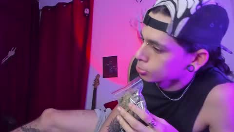 asmodeuszz online show from December 2024 02:10:01 AM