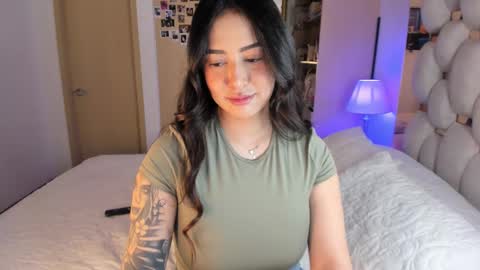 Ashley online show from February 2025 09:37:02 PM