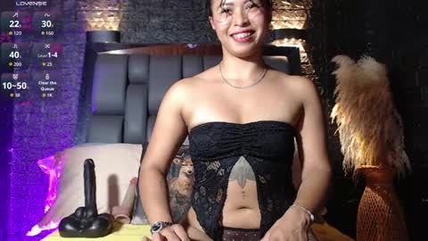 Snapshot of assia_roos chatting on May 2026 10:22:02 AM Nahomi online show from May 2026 10:22:02 AM