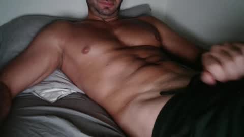 Aston online show from October 2025 05:20:02 AM