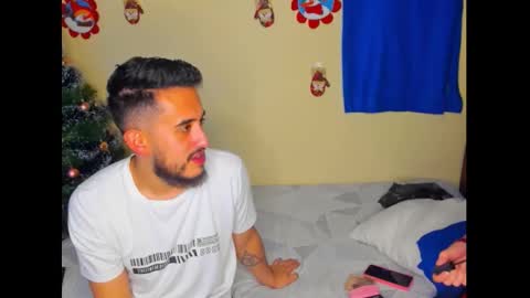 Mag and Molly online show from December 2025 03:01:02 AM