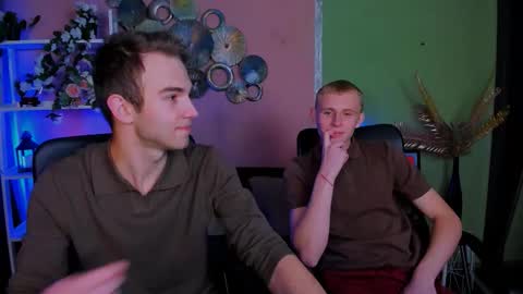 Snapshot of astren_villo chatting on January 2026 08:12:01 PM astren online show from January 2026 08:12:01 PM