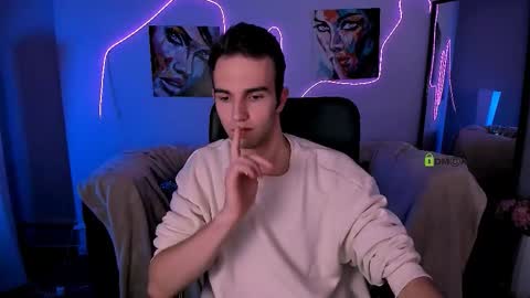 Snapshot of astren_villo chatting on February 2026 06:40:02 AM astren online show from February 2026 06:40:02 AM