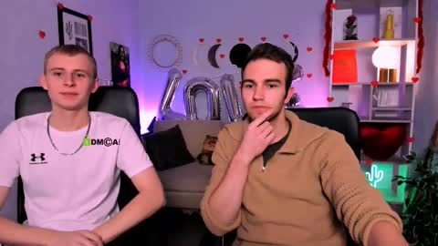 Snapshot of astren_villo chatting on February 2026 06:39:02 AM astren online show from February 2026 06:39:02 AM