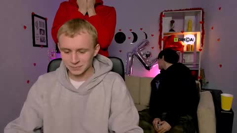 Snapshot of astren_villo chatting on February 2026 08:05:02 PM astren online show from February 2026 08:05:02 PM