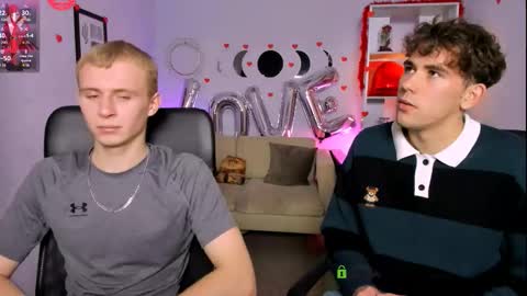 Snapshot of astren_villo chatting on February 2026 01:18:01 PM astren online show from February 2026 01:18:01 PM