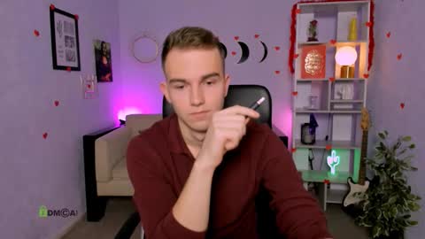 Snapshot of astren_villo chatting on February 2026 01:18:02 PM astren online show from February 2026 01:18:02 PM