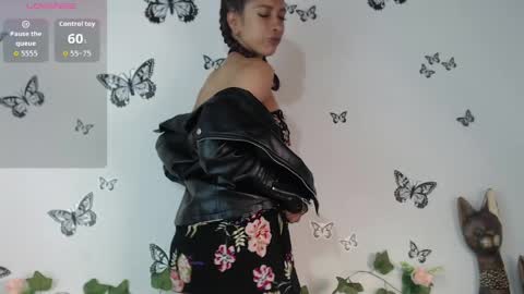 Snapshot of astrid_miller_1 chatting on April 2026 05:30:01 PM Astrid online show from April 2026 05:30:01 PM