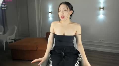 asuna_kirigaya online show from October 2025 03:01:02 PM