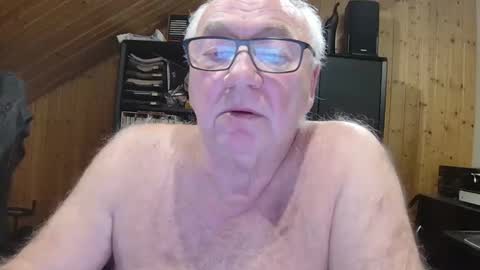 asusandy online show from January 2026 11:47:02 PM