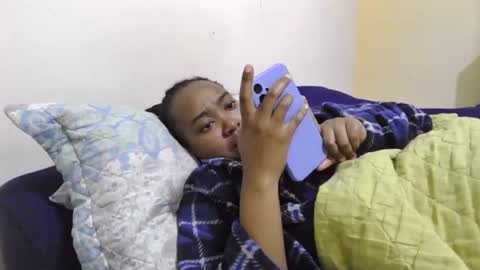 atara_seren online show from May 2026 06:40:01 AM