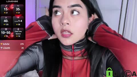 Snapshot of atena_hill chatting on December 2024 10:32:02 PM Athena online show from December 2024 10:32:02 PM