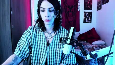 athenauwu online show from October 2025 05:50:02 AM