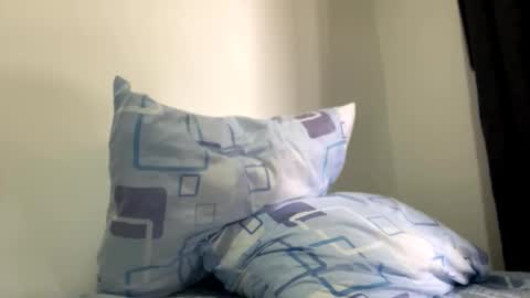 Snapshot of athleticboy2026 chatting on October 2025 04:50:01 PM Robin online show from October 2025 04:50:01 PM