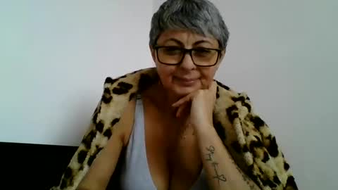 Snapshot of atikaarea chatting on December 2024 12:07:02 PM atikaarea online show from December 2024 12:07:02 PM