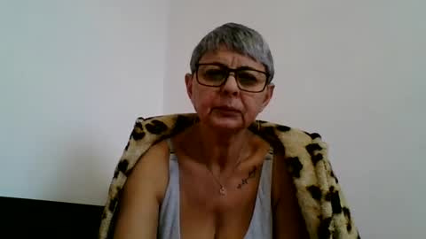 Snapshot of atikaarea chatting on December 2024 11:26:01 AM atikaarea online show from December 2024 11:26:01 AM